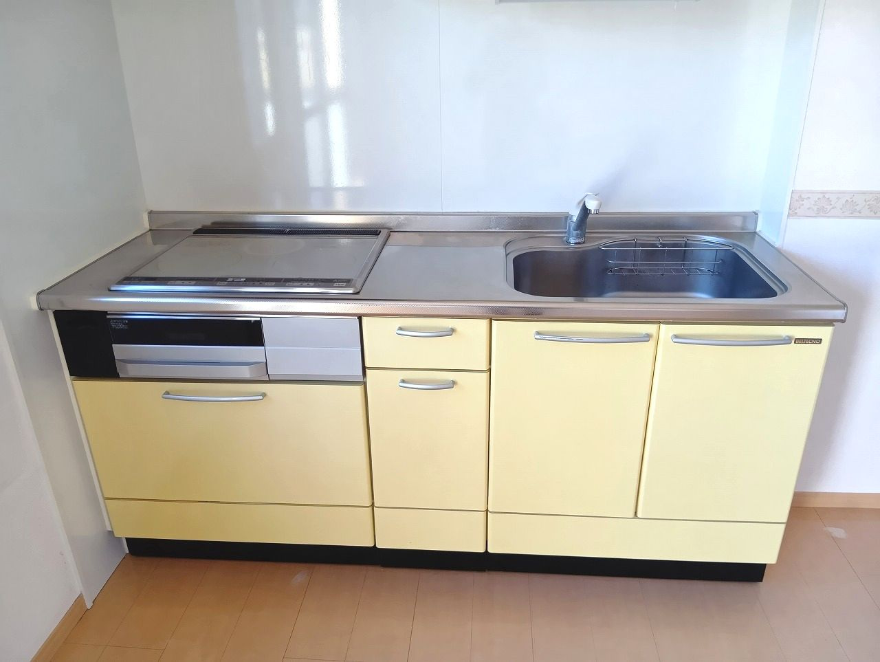 Ａｍｂｅｎｔｅ Ｂｕｅｎｏ C棟のキッチン|キッチン