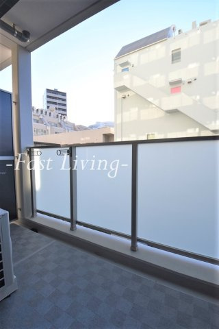 クロスレジデンス飯田橋のバルコニー