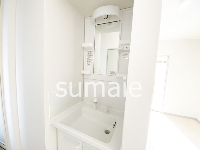 サンユーハイツの洗面所|★独立洗面台ついてます★