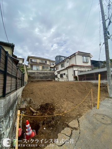 【前面道路含む現地写真】 | 柏市日立台2丁目 | お気に入りのハウスメーカーや工務店で建築可能。デザインも間取も自由に決められるので、「自分たちらしい暮らし」を実現できます。日常に便利さと穏やかさを兼ね備えてた、立地はいかがでしょうか。