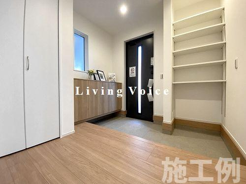 【玄関】 | 【仲介手数料０円】秦野市第3戸川　新築一戸建て　全5棟 | 秦野市第3戸川　新築一戸建て　全5棟