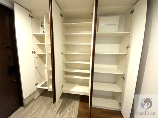 【玄関】の画像