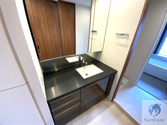 【独立洗面台】 | ザ・パークハウス中之島タワー