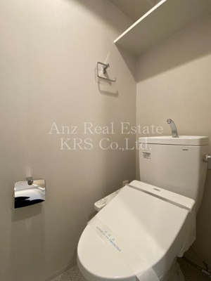 【トイレ】 | レジュールアッシュウエストレジス | 冬場での使用や清潔好きの方にうれしい温水洗浄便座♪