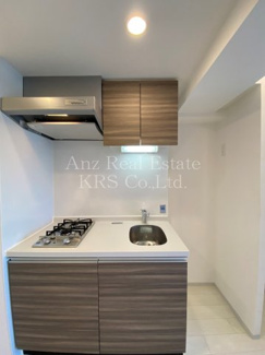 【キッチン】 | レジュールアッシュウエストレジス | 2口ガスコンロの使いやすいキッチン♪まな板スペースあり♪