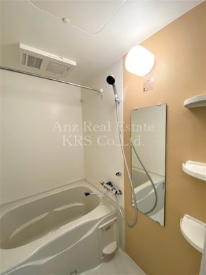 【浴室】 | レジュールアッシュウエストレジス | 浴室暖房乾燥機能付き♪雨の日の洗濯物干しや防カビ対策に！