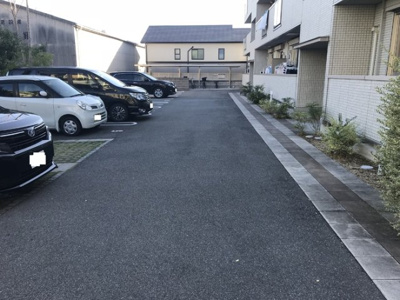 【駐車場】 | シャンテ春日