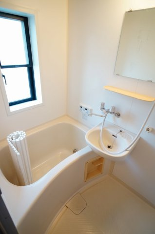 【浴室】 | メゾン・ラ・リヴィエール