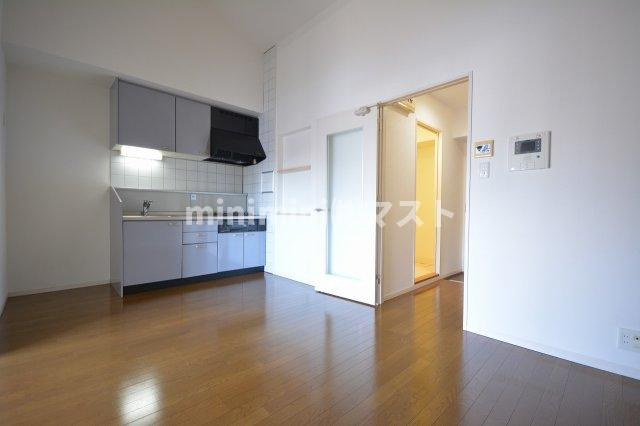 サザンパークスの居間・リビング