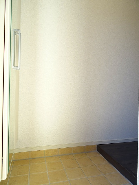 ラフレシールⅡの玄関