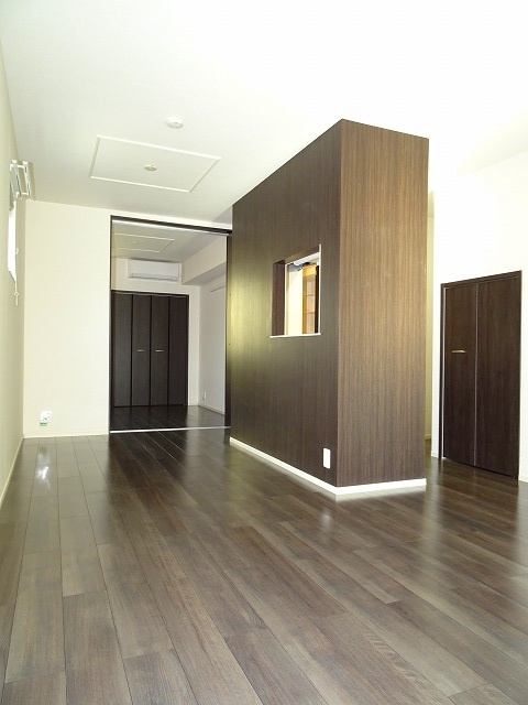 ラフレシールⅡの居間・リビング