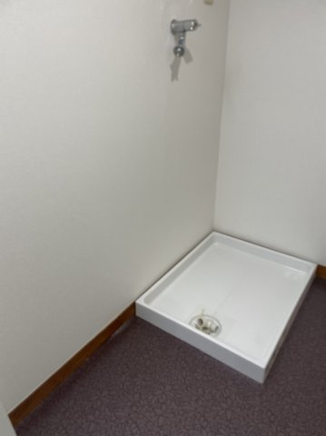 なぎさニュータウン1号棟の設備|洗濯機置き場