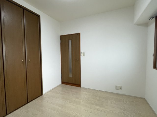 なぎさニュータウン1号棟の洋室|洋室4.66帖