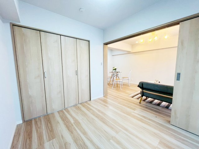 コスモ丹波橋の洋室