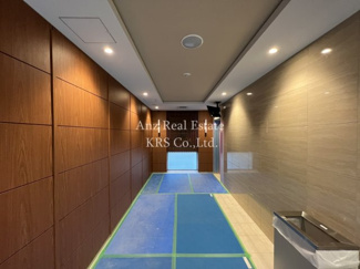 【ロビー】 | 高級感のあるウォームカラーのロビー部分です★