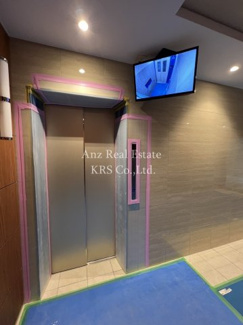 【その他共用部分】 | エレベーターは防犯カメラが付いているので、安心です♪