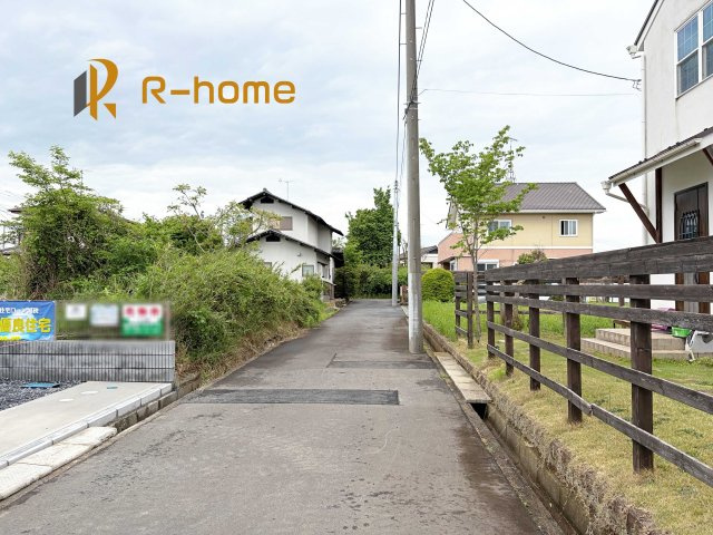 小美玉市納場第5　新築戸建て　1号棟の前面道路含む現地写真|堂々！建物完成♪実際のお部屋をご見学可能です♪
ご見学が一番の資料！お気軽にお問い合わせ下さい♪