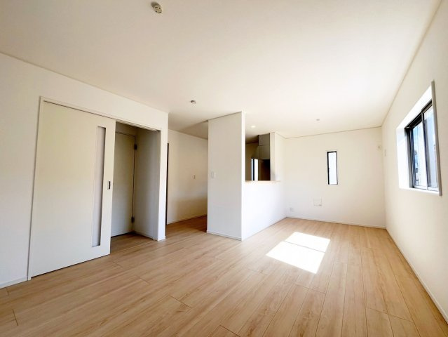 クレイドルガーデン和歌山市中之島　第３　新築一戸建の居間・リビング