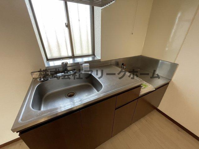 武蔵野市西久保３丁目の賃貸マンションのキッチン