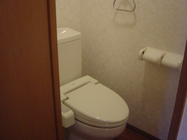 大佐野ハイツのトイレ|シャワー付トイレ