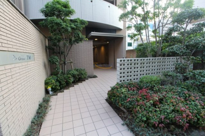 【エントランス】 | グレースTM