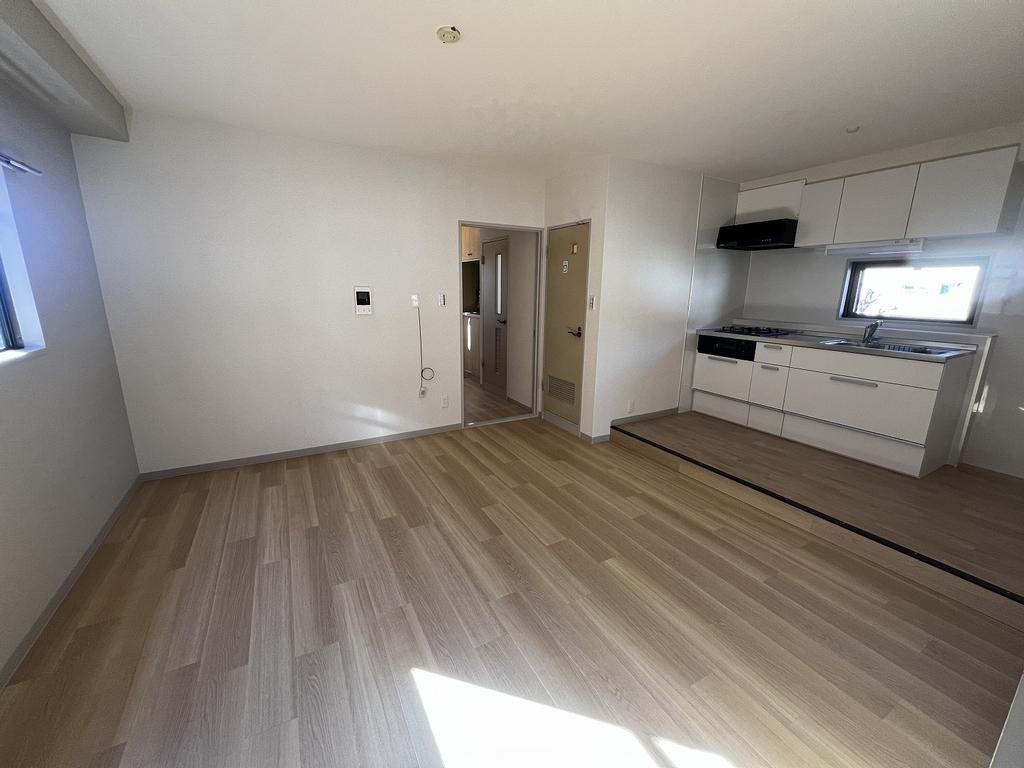 青梅市仲町の中古マンションの居間・リビング