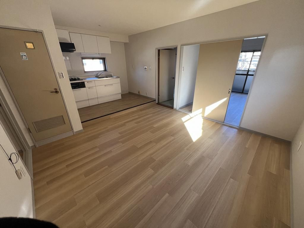 青梅市仲町の中古マンションの居間・リビング