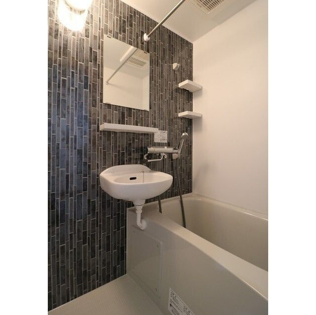 ジュネ谷中 の浴室