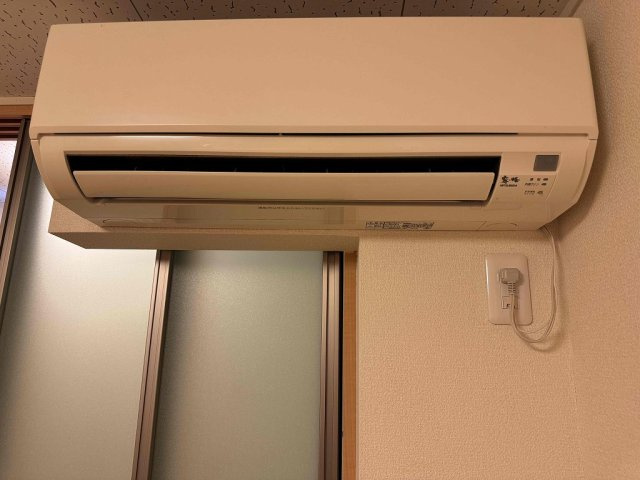 レオパレスダッファデル　タカオのその他|※同タイプ部屋の写真となります（エアコン）