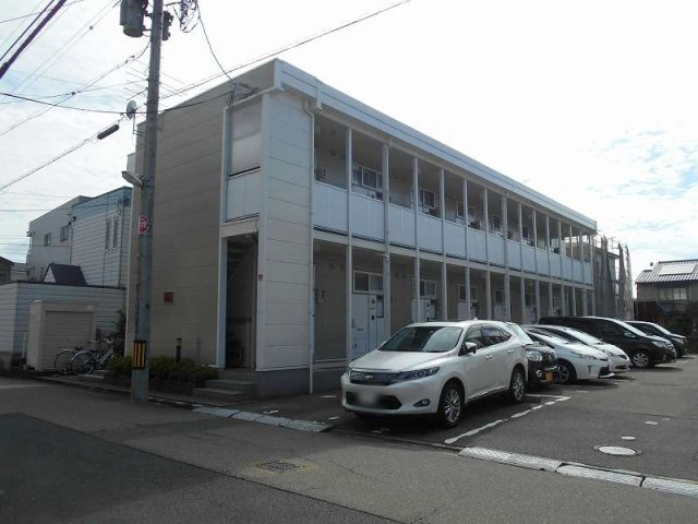 レオパレスエストントの外観|外観は落ち着いています