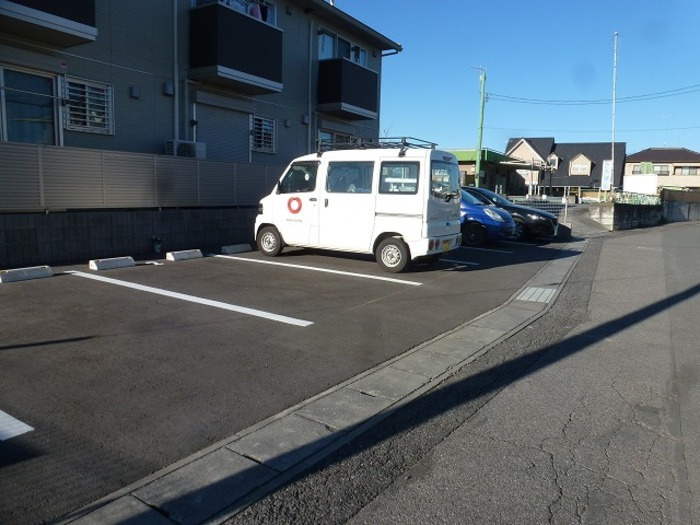 Ｓプレイスの駐車場