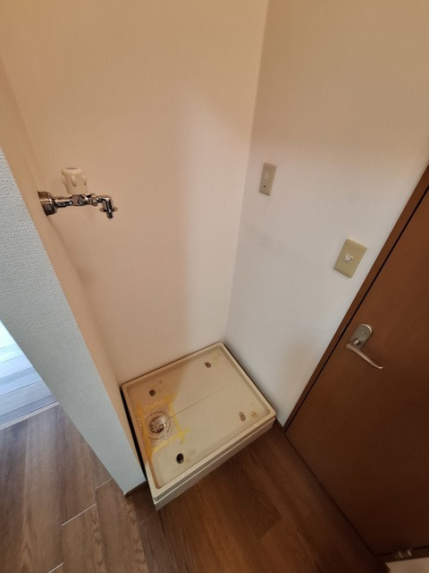 メゾン秋鹿の設備|★洗濯機置き場★