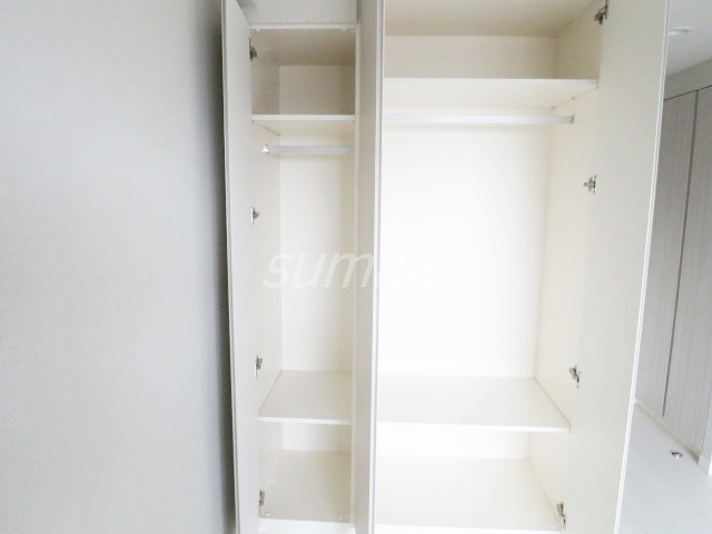 ＤＩＰＳ十条仲原ＷＥＳＴの収納|クローゼットの中は、この様になっております☆