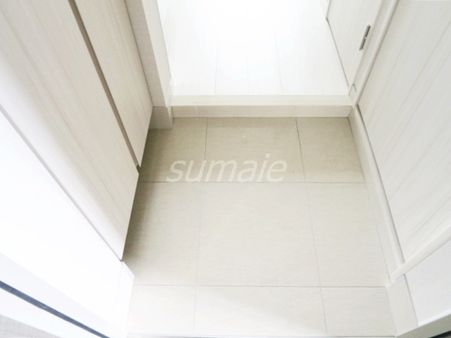 ＤＩＰＳ十条仲原ＷＥＳＴの玄関|タイル貼りの素敵な玄関ですね☆