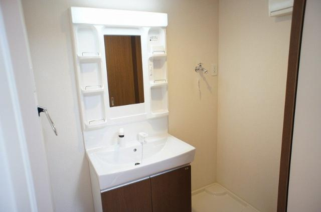 ヴィラ　セントラル　二日市の洗面所|洗面