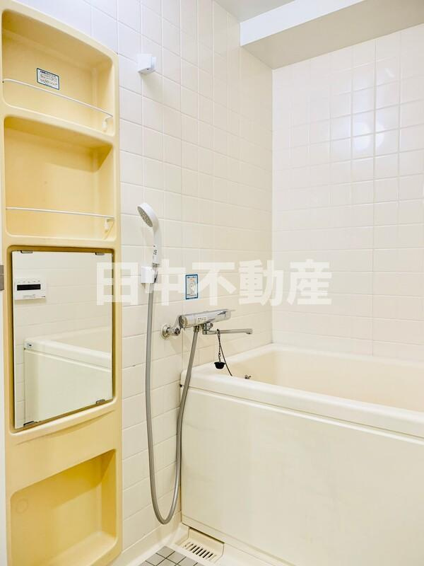 白金アネックスの浴室