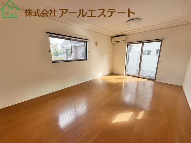 高砂市阿弥陀町生石　　山陽電鉄「宝殿駅」徒歩20分の居間・リビング