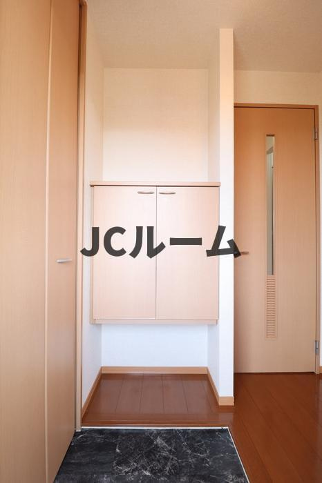 タウンコートながみねの玄関