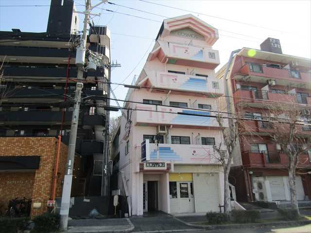 ウェルネスコート コスモスの外観