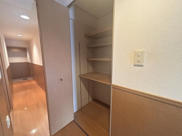 ろうきん鈴蘭台東コーポのその他|※リフォーム前です。