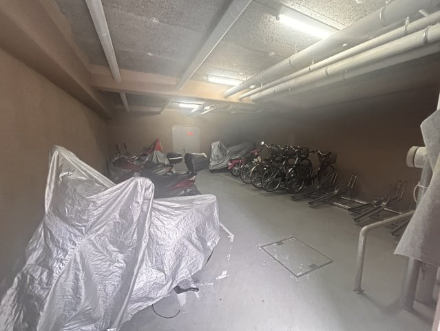 ろうきん鈴蘭台東コーポの駐輪場