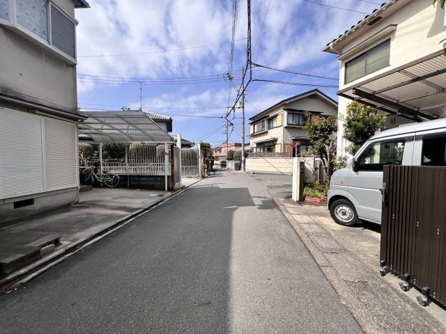 久世南垣内の前面道路含む現地写真|前面道路含む現地写真です