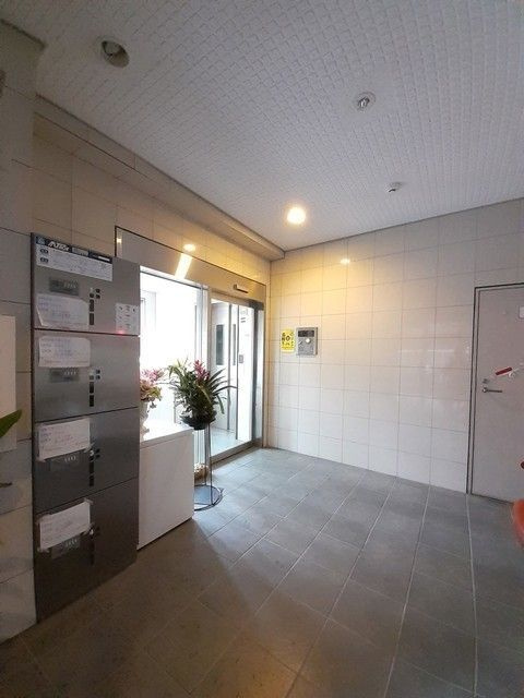 コーラル　ブルーのエントランス