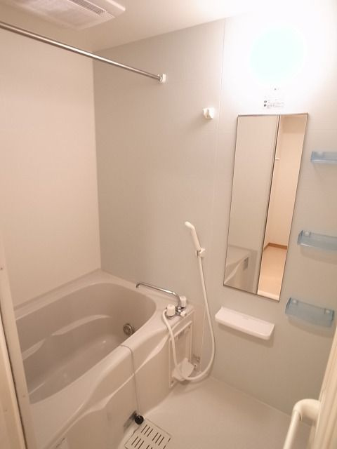 コーラル　ブルーの浴室