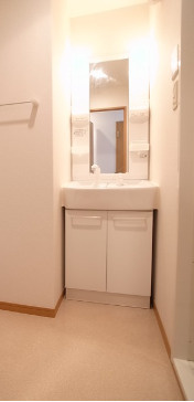 コーラル　ブルーの独立洗面台