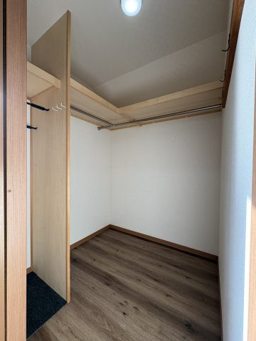 練馬区向山三丁目・中古戸建の収納|たっぷりとした収納スペースです