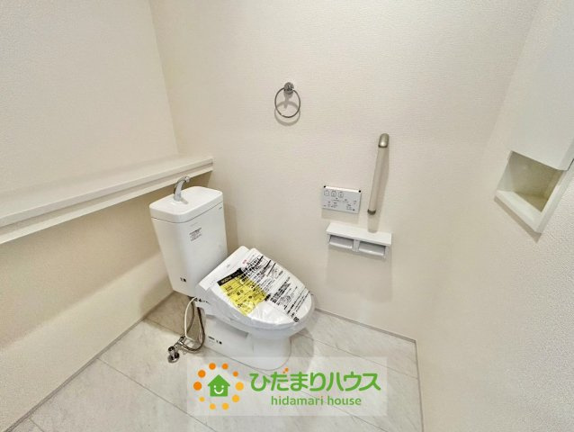 幸手市緑台２丁目１期　新築一戸建てのトイレ
