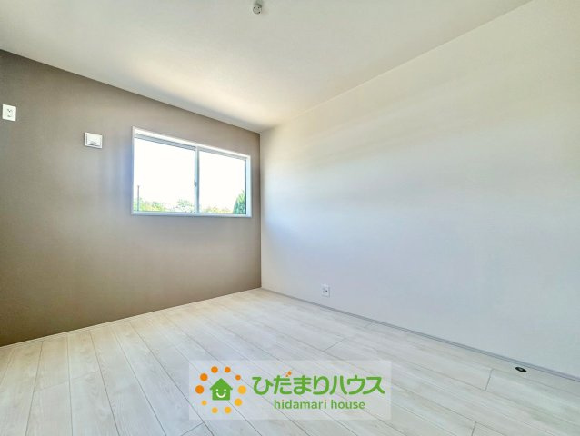 幸手市緑台２丁目１期　新築一戸建ての洋室
