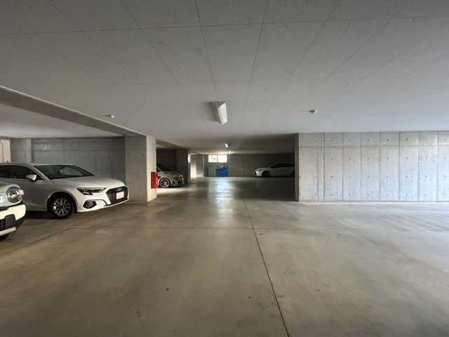 レガリアシティ北柏ガーデンパテラの駐車場