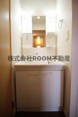 カイルアⅣの独立洗面台|独立洗面台、朝の身支度には欠かせません